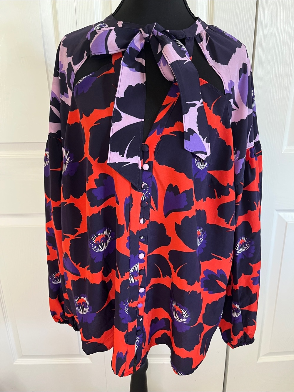 Anthropologie Maeve Plus Silk Tie-Neck Floral Button-Front Blouse Red Navy 1X XL